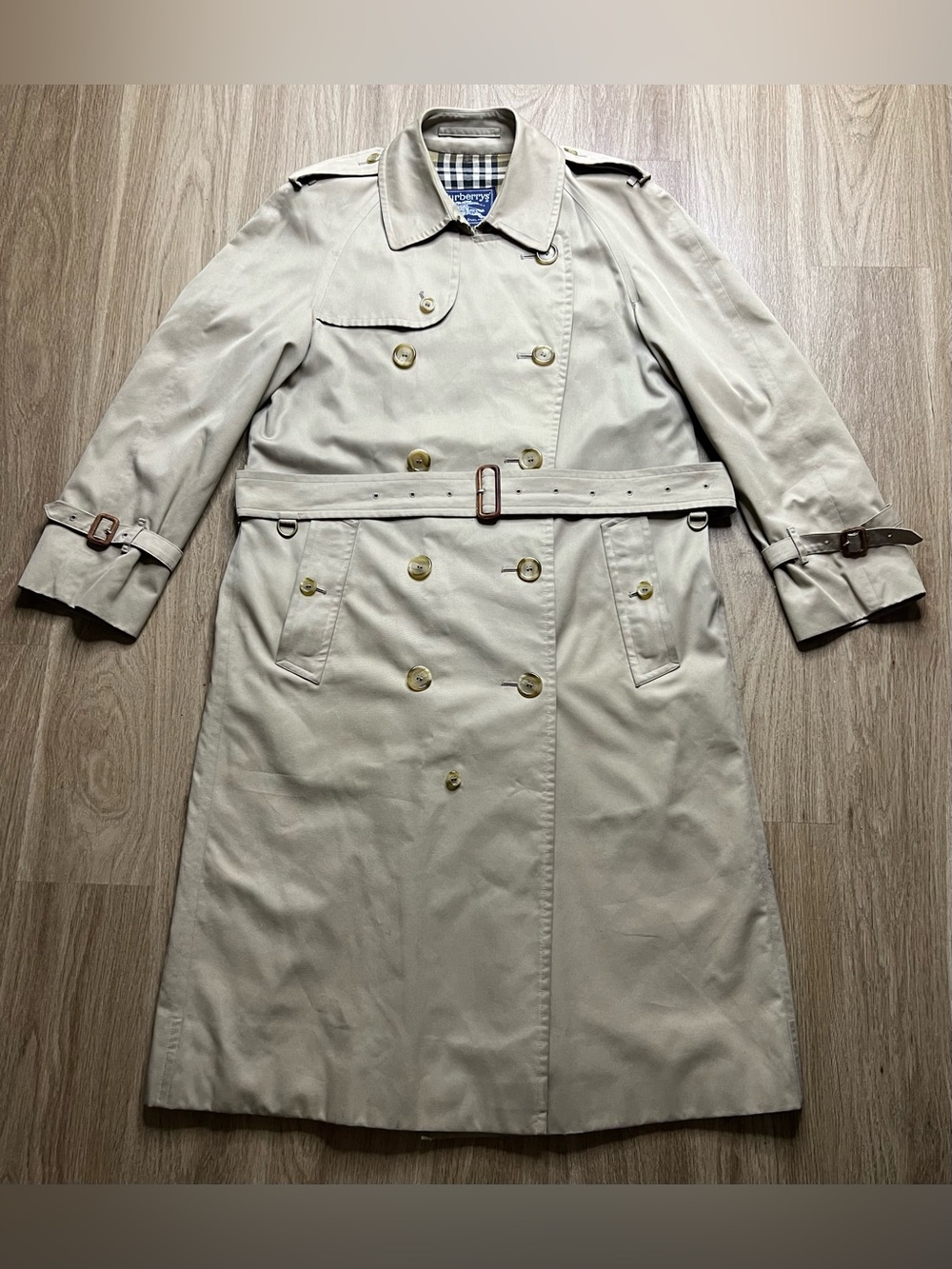 Vintage Burberrys Beige Trench Coat Sz 46 Regular